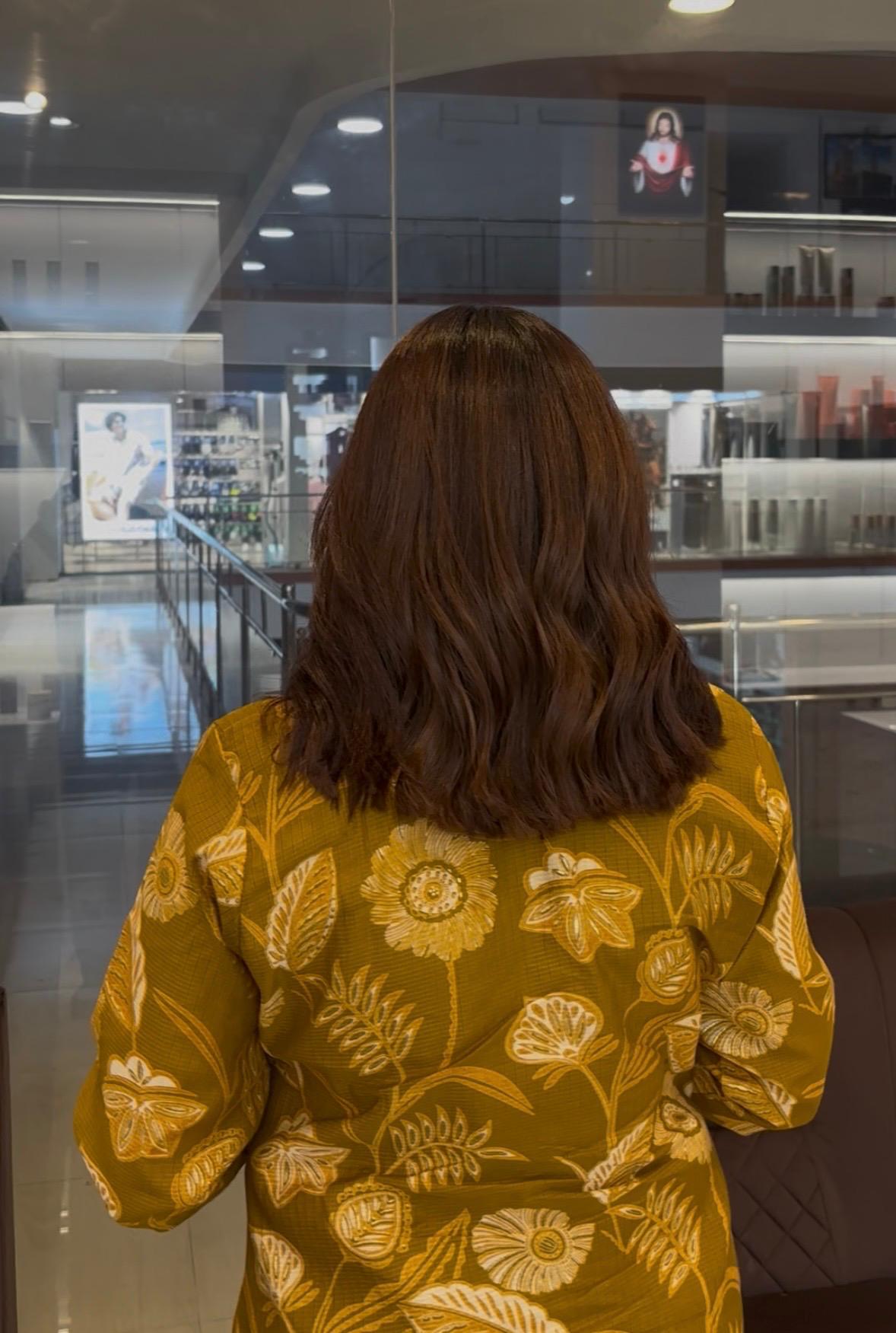HAIR COLOUR