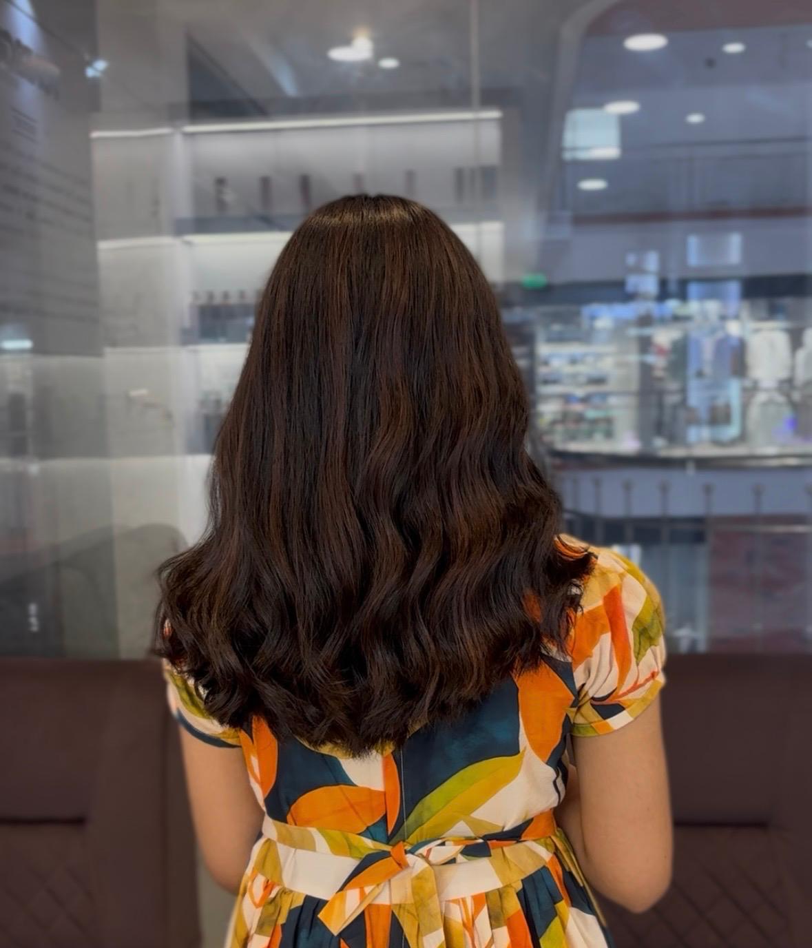 HAIR COLOUR